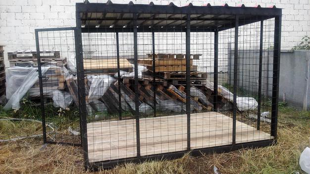 Вольеры для собак разборные и сварные